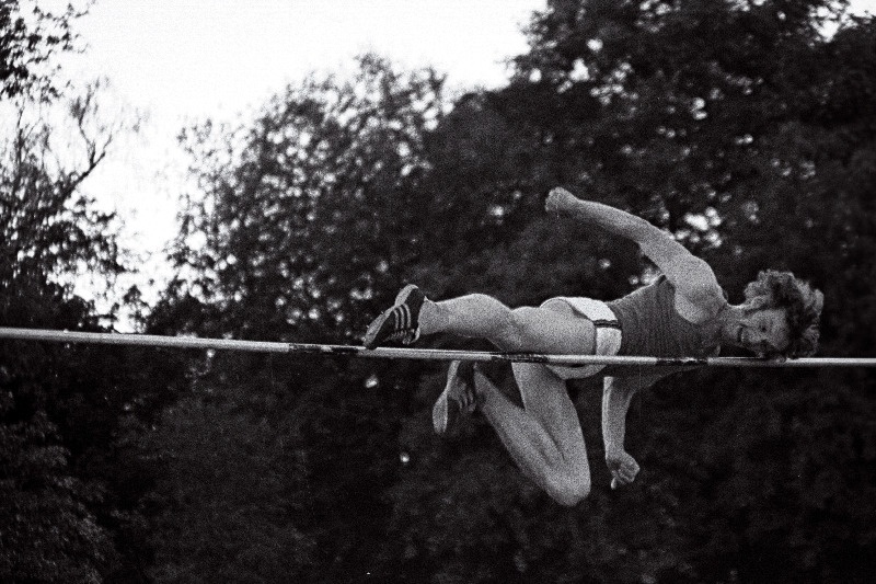 E. Veetõusme 16. mälestusvõistlustel Eesti NSV rekordi kõrgushüppes püstitanud Tiit Pahapill.