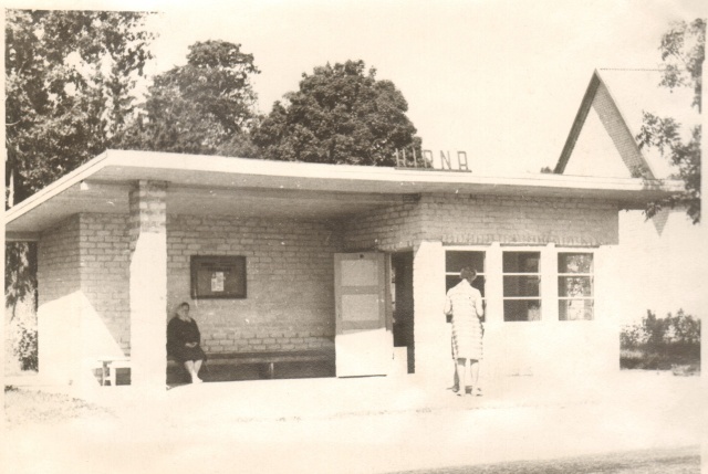 foto, autobussi ootepaviljon Kirnas 1960-ndatel a.