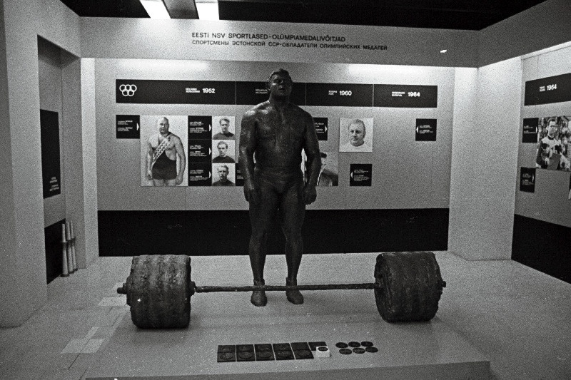 Juubelinäitus "Nõukogude Eesti 1980" Eesti NSV Rahvamajandusnäitusel.