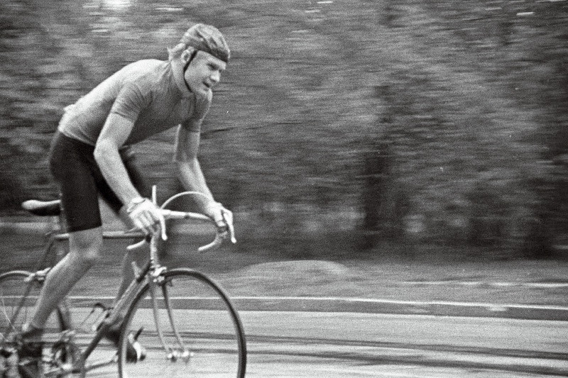 NSV Liidu teenelise treeneri Lembit Sestvergi mälestusvõistlustel esikoha võitnud jalgrattur Riho Suun.