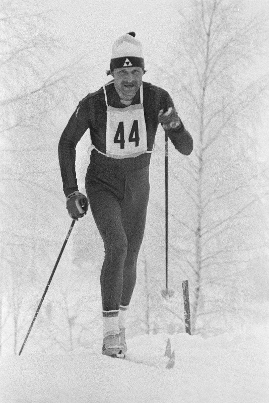 Suusatamises 10. korda Eesti NSV meistriks tulnud suurmeister Arne Sirel.
