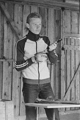 NSV Liidu rahvaste VIII suvespartakiaadil olümpia- kiirlaskmises hõbemedali võitnud Raal Kurus.  duplicate photo