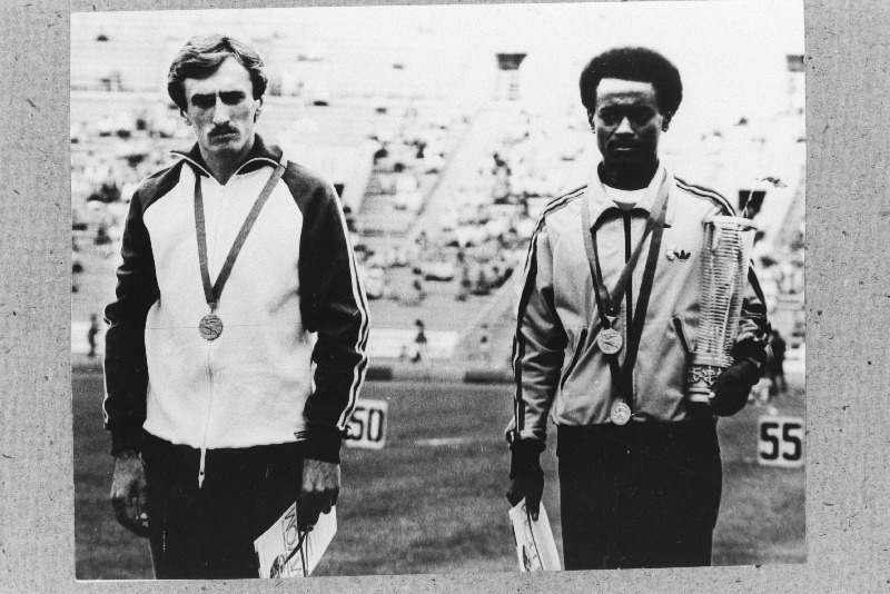 10000 m jooksu võitjad Girhamu Birma ja Toomas Turb.