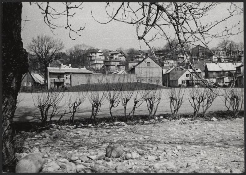 fotopostkaart, Viljandi, Järve tn- Aasa tn ristmik, parkla, mai 1982, foto E. Veliste