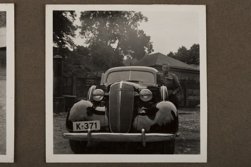 Auto-tanki rügemendi ajateenija auto najal