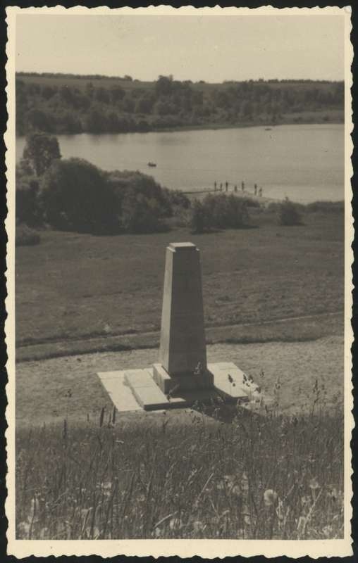 foto, Viljandi, 1905. a mälestusmärk, järv, u 1965