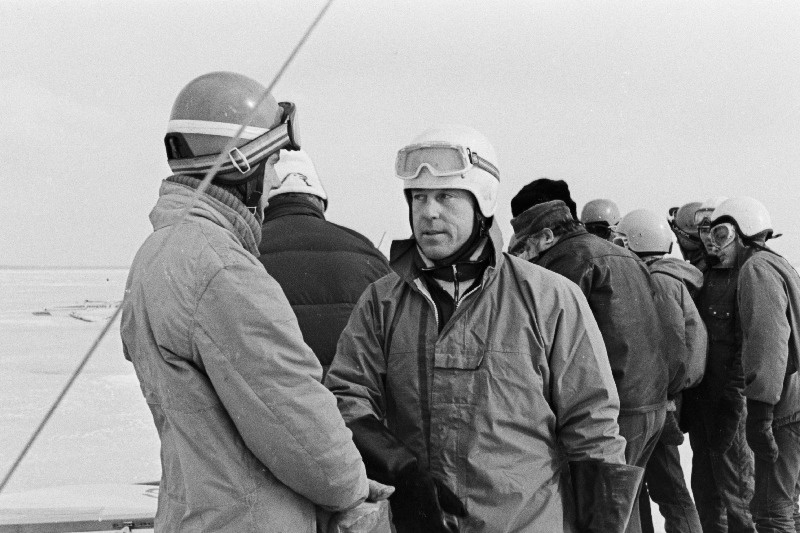 Euroopa karikavõistlustel jääpurjetamises teise koha võitnud Vaiko Vooremaa (vasakul) ja kolmandale kohale tulnud Mati Kuulmann.