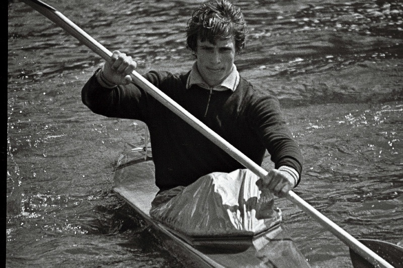 Eesti NSV koolinoorte 1976.a. viiekordne meister aerutamises Jüri Poljans.