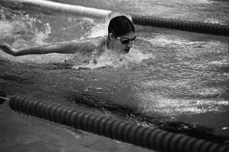 Ajalehe Noorte Hääl 38. karikavõistlustel liblikujumises parimaks osutunud Jelena Sladzevskis.