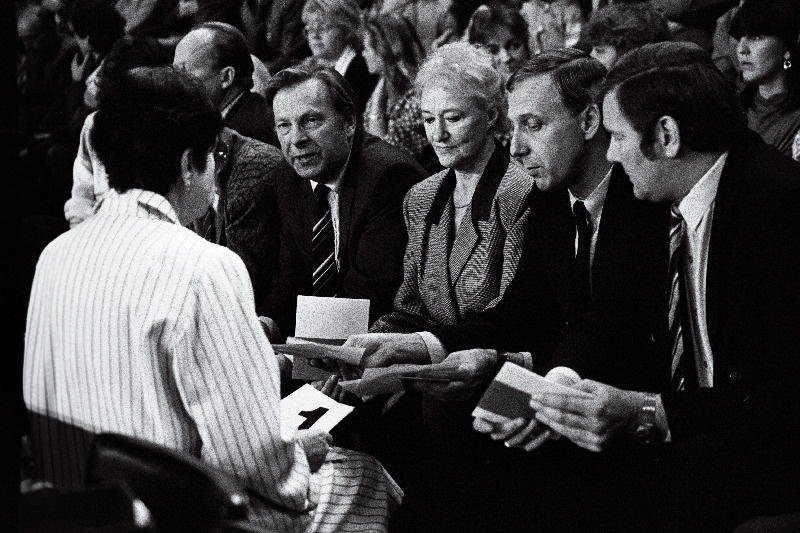 Kalevi ja Marati ühisettevõtmisena toimunud spordishow tantsuvõistluse žürii (paremalt) Jaak Lipso, Rein Tölp, Ilse Mikko, Olaf Olmann.