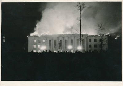 Eesti Põllumajanduse Akadeemia hoone põleng. 1956.a.  duplicate photo