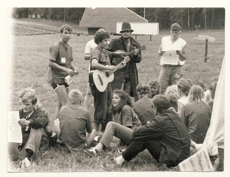 EÜE-86 Virumaa regiooni festival-kokkutulek. Nipre rühm