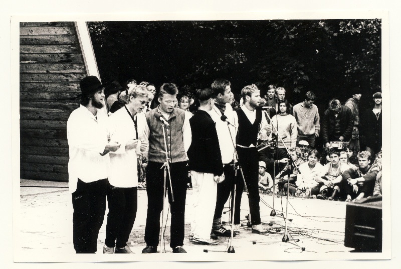 EÜE-87 Festival Varblas III. Esineb Eisma rühm