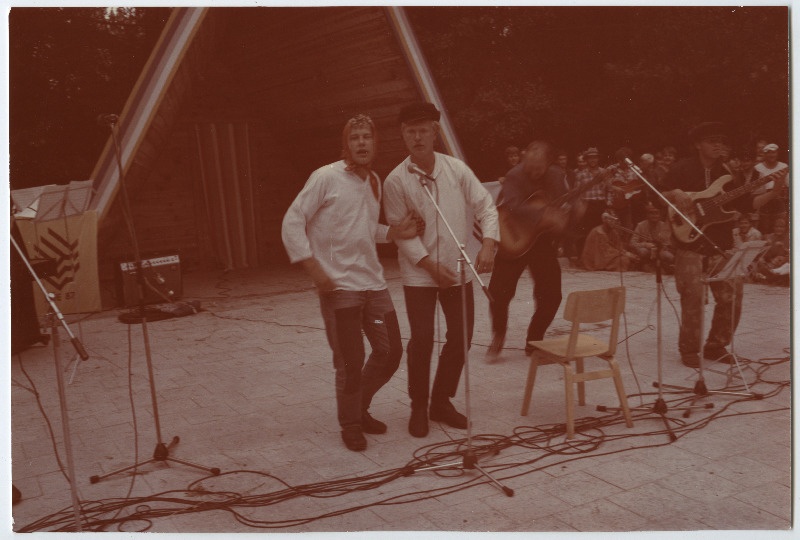 EÜE-87 Festival Varblas VI. Esineb Emmaste rühm