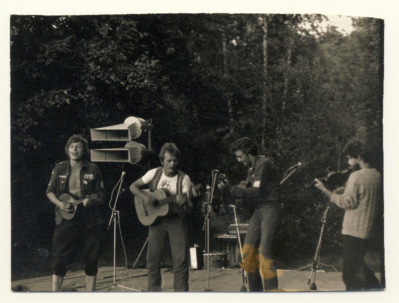 EÜE kokkutulekute, festivalide, spordivõistluste fotod erinevatest aastatest IV