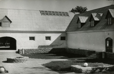 Padise keskusehoone, vaade siseõuele. Arhitekt Siiri Kasemets  similar photo