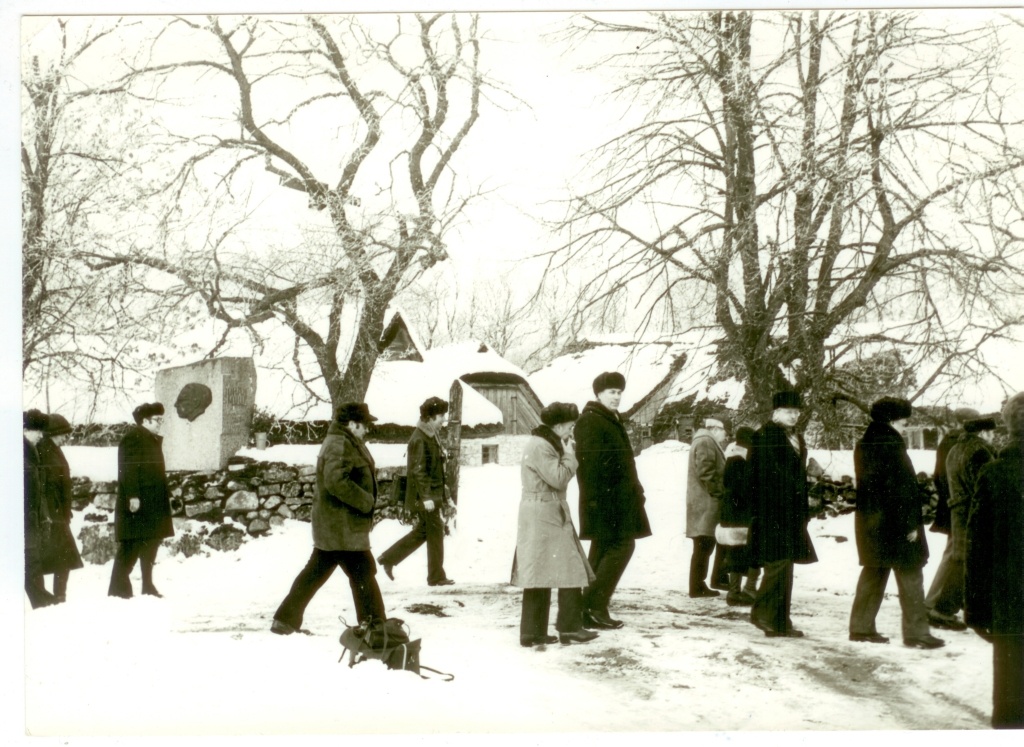 Külalised Tooma talu väravas