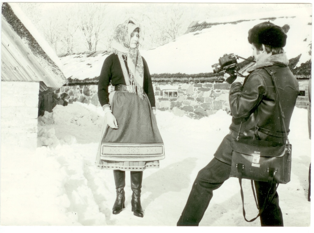 Alvine Schmuul Tooma õuel