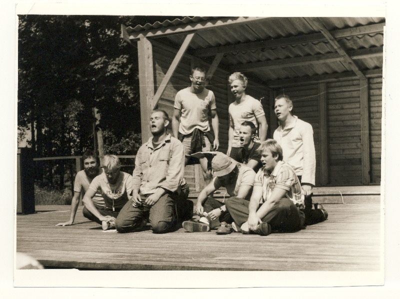 EÜE-83 Pläägu rühma esinemine kokkutulekul