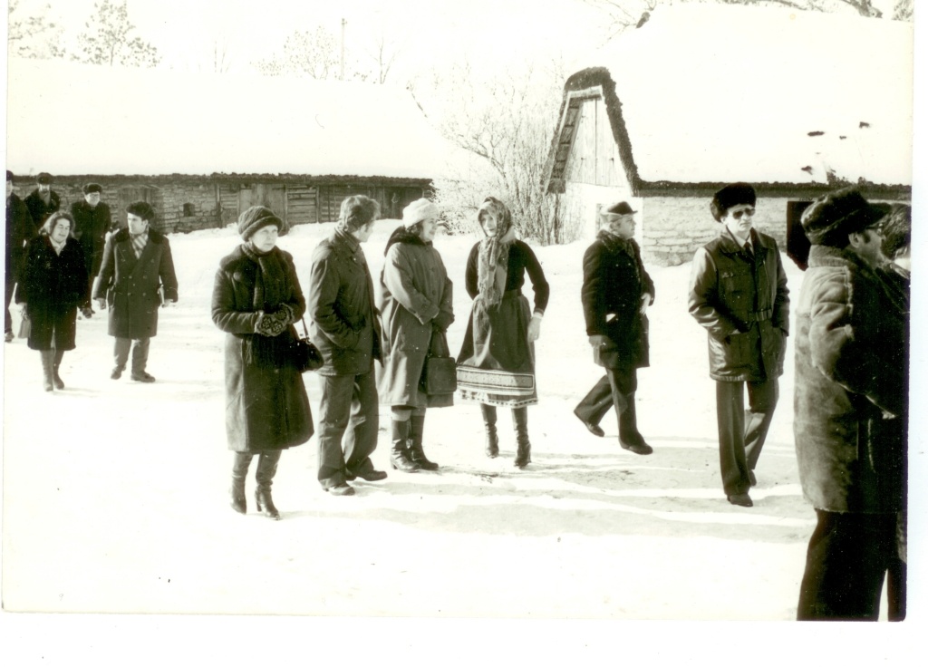 Külalised Tooma talu õuel