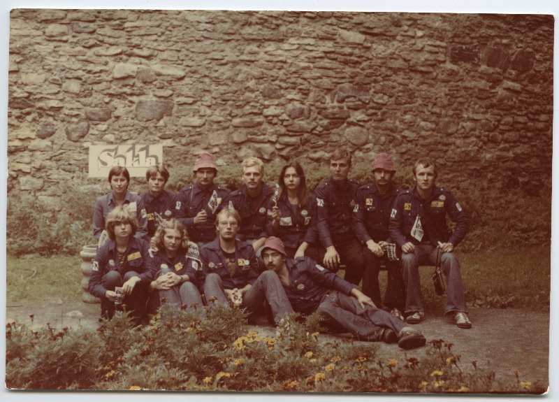 EÜE-80 rühmade grupipildid. Sakala