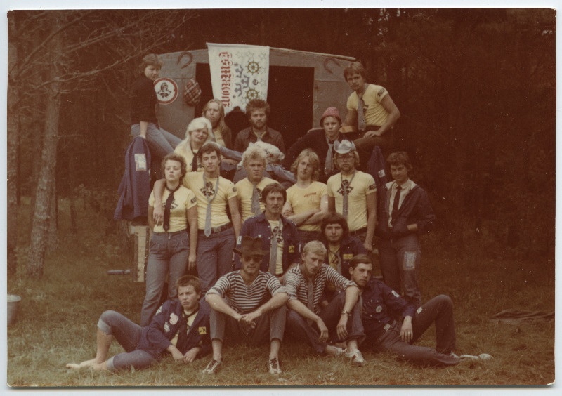 EÜE-80 rühmade grupipildid