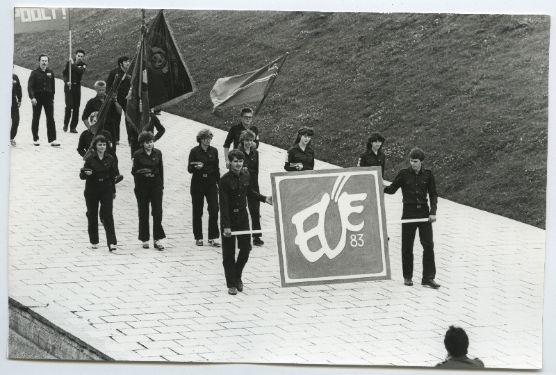 EÜE-83 avamine Tallinnas Maarjamäel