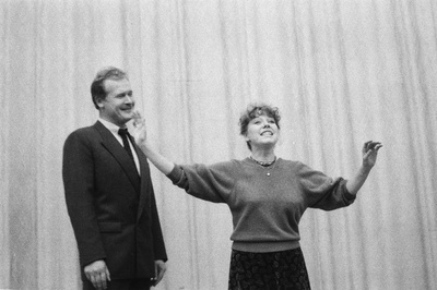 RAT "Estonia" solistide kontserdil Moskvas esinevad Sirje ja Väino Puura.  similar photo