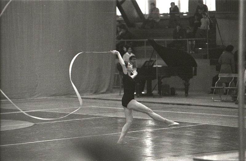 Üleliidulised võistlused kunstilises võimlemises Kalevi spordihallis.