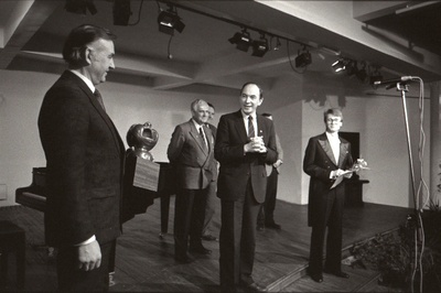 Tiit Kuusiku nimeline kammerlauljate konkurss Estonia Talveaias.  duplicate photo