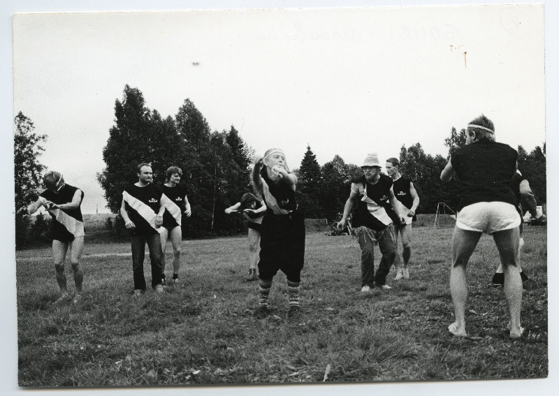 EÜE-85 kokkutulek Rulli '85. Sombi rühma aeroobika