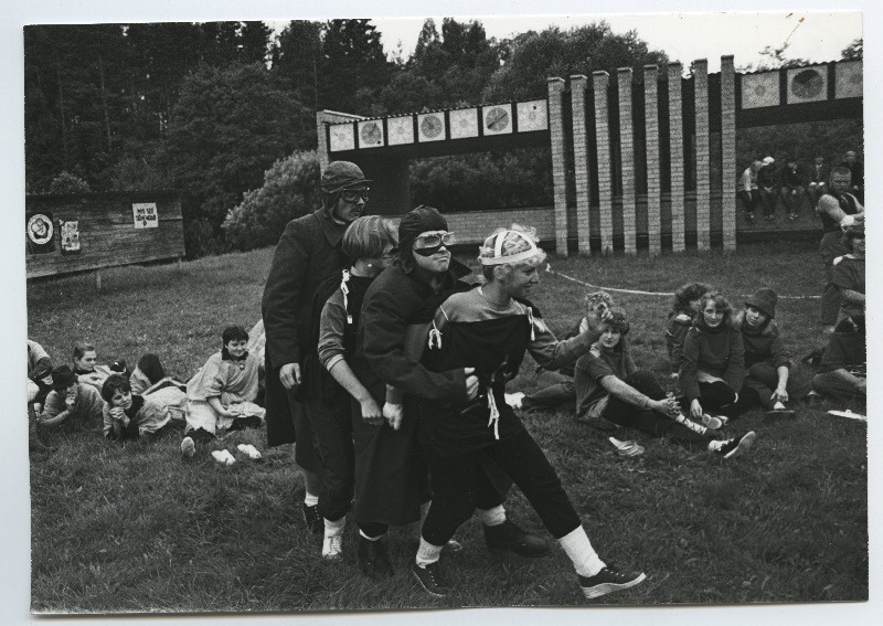 EÜE-85 kokkutulek Rulli '85. Viisli rühma aeroobika