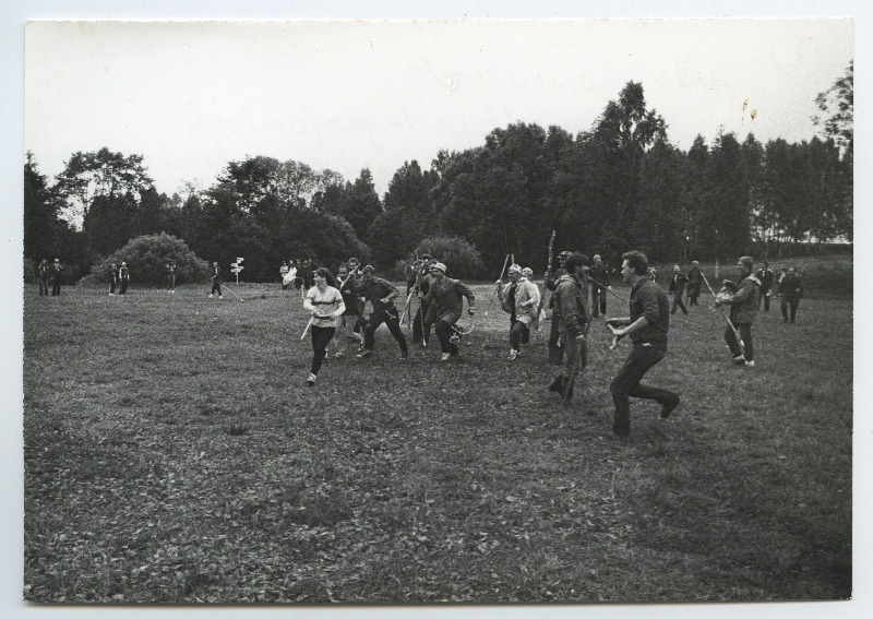 EÜE-85 kokkutulek Rulli '85. Hommikuvõimlemise asemel
