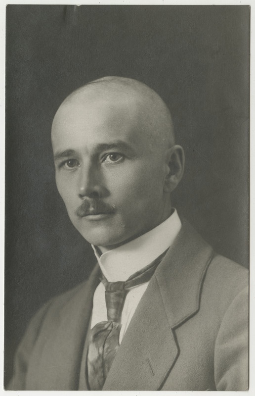 Karl Ast Rumor. eesti riigi -ja poliitikategelane, portreefoto