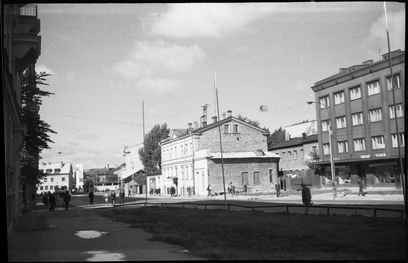 Tallinn, Kesklinn, Tartu maantee  peale Liivalaia tänavat