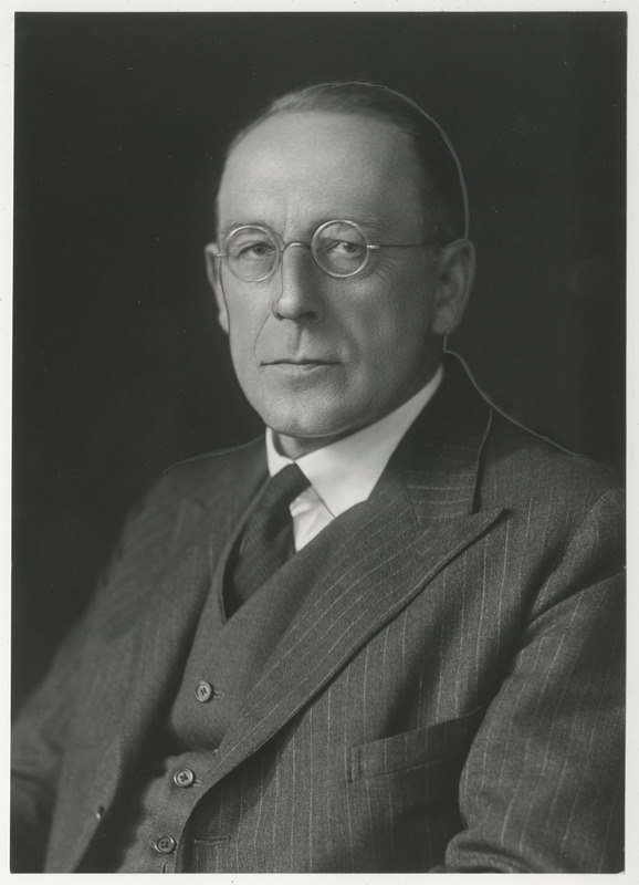 Sir John Harold Clapham, Cambridge'i ülikooli majandusajaloo professor, portreefoto