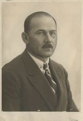 Vladimir Černosek, Tšehhoslovakkia diplomaat, portreefoto  duplicate photo