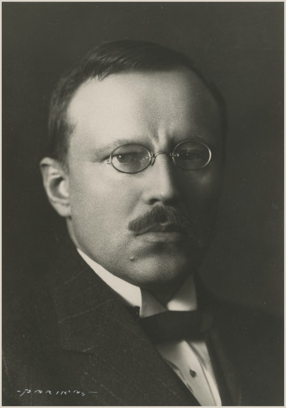 August Johannes Hanko, ajakirjanik, tõlkija ja prosaist, Eesti poliitik (end. sõjaminister), portreefoto