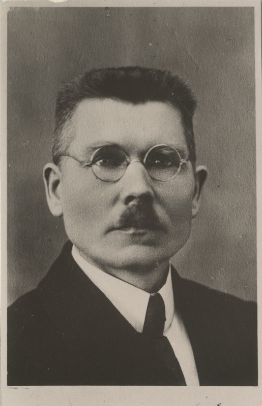 Paul Heering, eesti kooliõpetaja, portreefoto