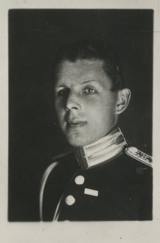 B. Hejne, Rootsi kuningas adjutant, portreefo