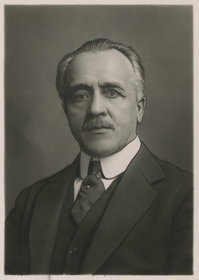 Fritz Henriksson, rootsi pressi- ajakirjanik, portreefoto  duplicate photo