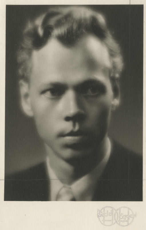 Ernst Jõesaar, skulptor, portreefoto