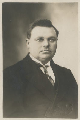 Põllumees Karl Kerem  duplicate photo