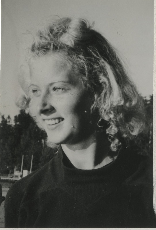 ujuja Ruth Käsnapuu (ka Ruth-Katharina Käsnapuu, alates 1944 Vellner)