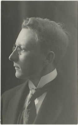 Eesti majandusteadlane, poliitik ja diplomaat professor Nikolai Köstner  duplicate photo