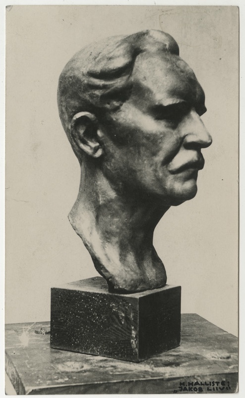 Herman Halliste skulptuur kirjanik Jakob Liivist