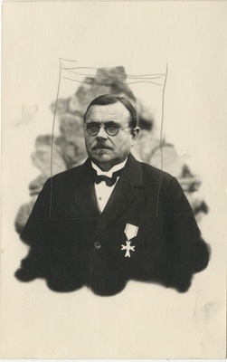 Eesti hariduse ja seltskonnategelane Mihkel Martson  duplicate photo