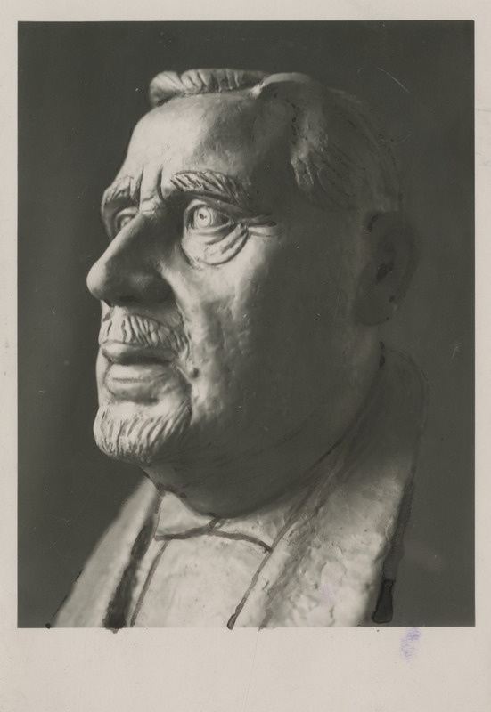 Kaarel Naelapea büst