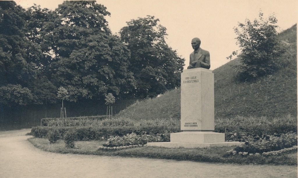 F.R. Kreutzwaldi mälestussammas