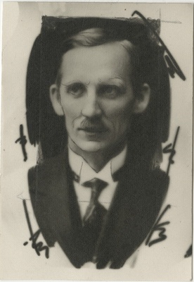 Friedrich Norden (eestistatult Noolandi), Tartu linna elektrijaama võrgutehnik, portreefoto  duplicate photo